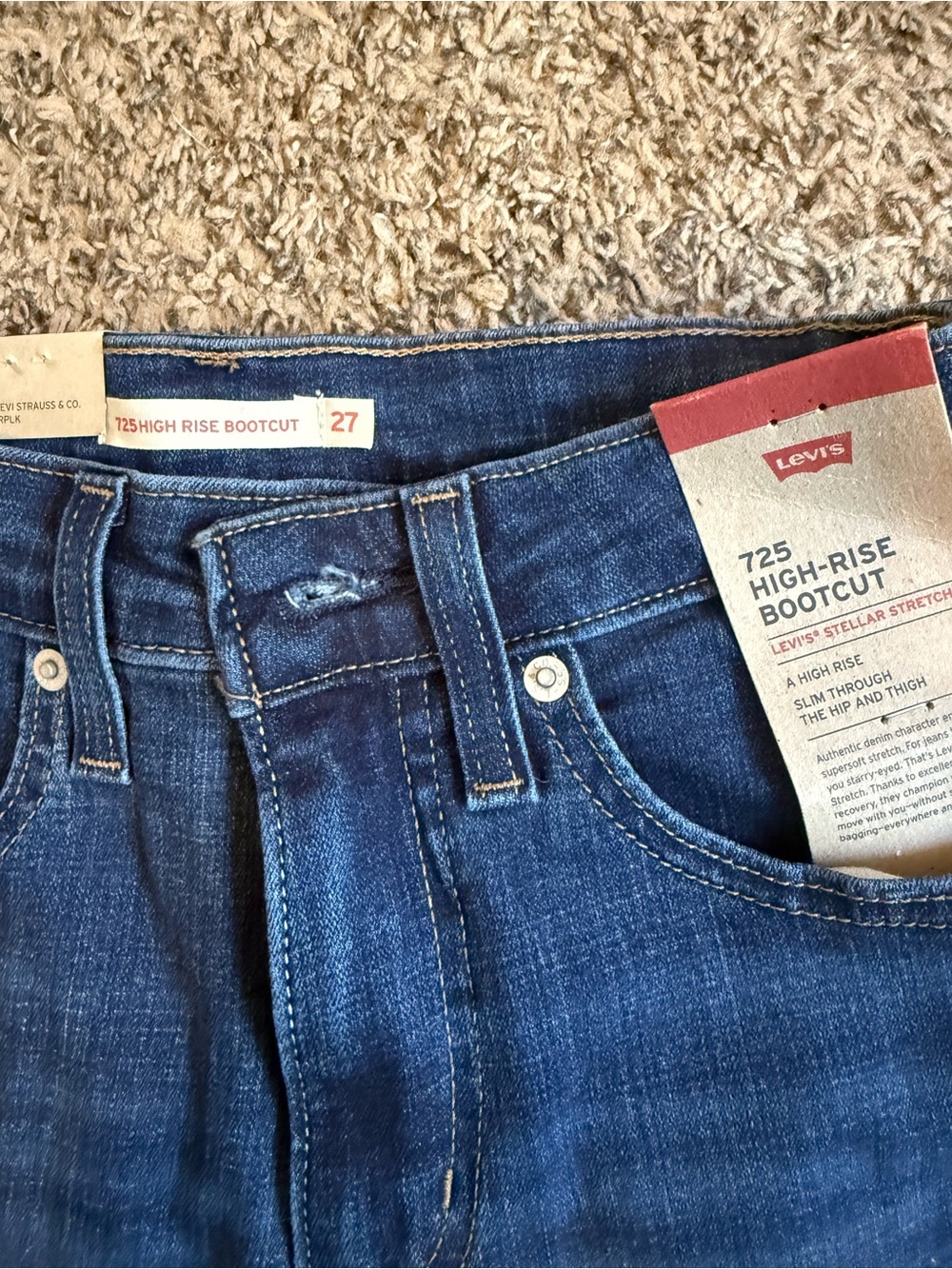 Levi's 725 High Rise Bootcut Jeans NWT - Picture 2 of 5